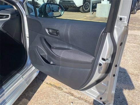 Used 2026 Toyota Corolla LE image 10