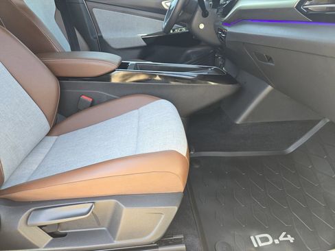 Used 2023 Volkswagen ID.4 Pro image 15