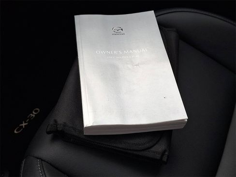 Used 2021 MAZDA CX-30 FWD 2.5 S w/ Select Package image 25