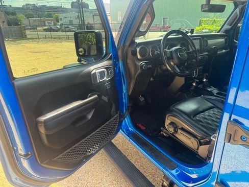 Used 2020 Jeep Gladiator Sport w/ Quick Order Package 24S AWD/4WD image 22