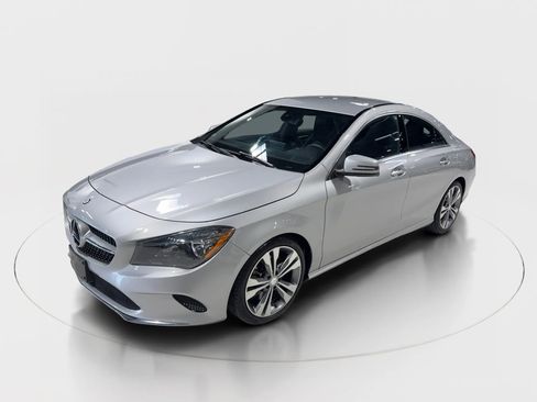 Used 2017 Mercedes-Benz CLA 250 image 6