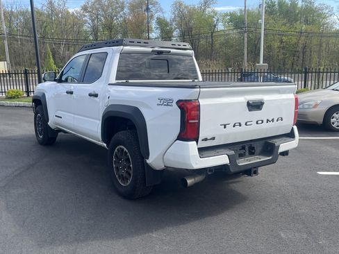 Certified 2024 Toyota Tacoma TRD Off-Road w/ TRD Off Road Premium Package image 4