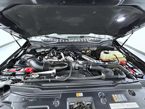 Used 2019 Ford F250 Lariat w/ Lariat Ultimate Package image 24