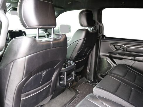 Used 2024 RAM 1500 Limited AWD/4WD image 16
