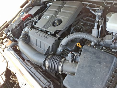 Used 2023 Nissan Frontier PRO-4X w/ Pro Convenience Package image 30