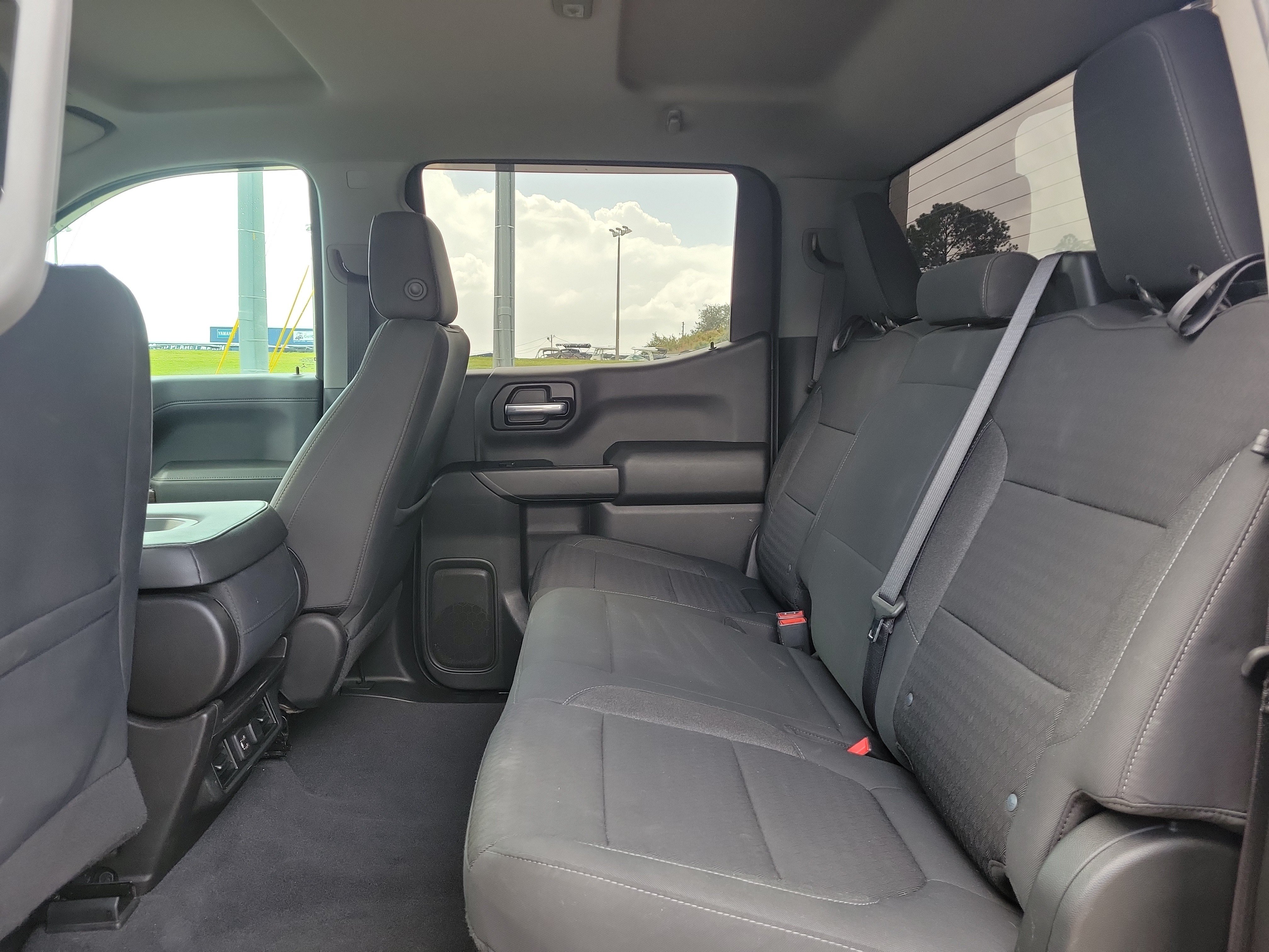 Used 2020 Chevrolet Silverado 1500 LT w/ All-Star Edition AWD/4WD image 18