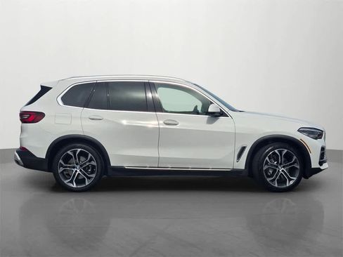 Used 2022 BMW X5 sDrive40i w/ Premium Package image 7
