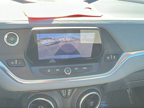 Used 2020 Chevrolet Blazer LT image 28