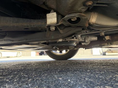 Used 2016 Subaru Legacy 2.5i Premium w/ Moonroof Package image 17