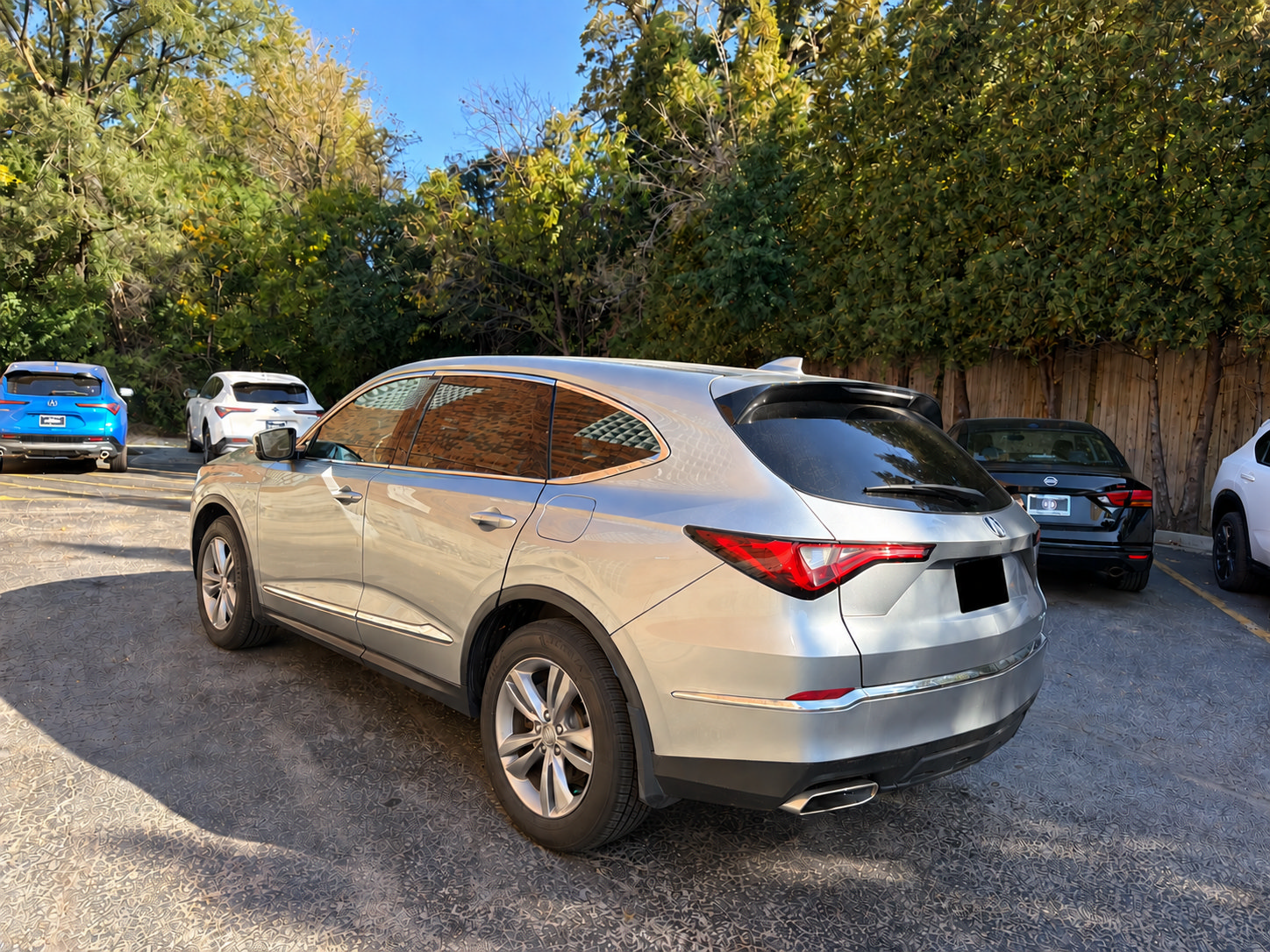 Used 2024 Acura MDX SH-AWD image 4