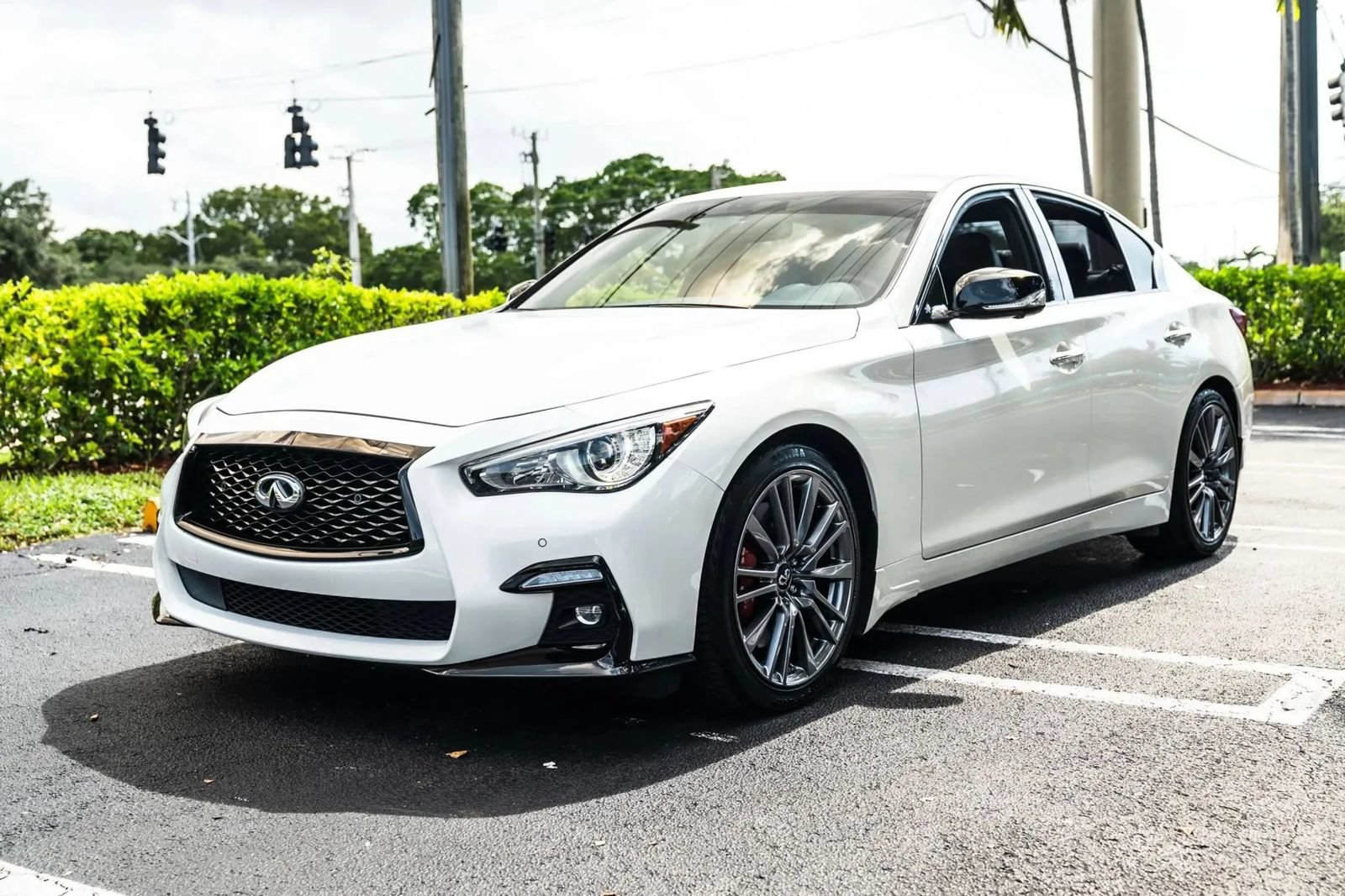 Used 2023 INFINITI Q50 Red Sport 400 RWD image 11