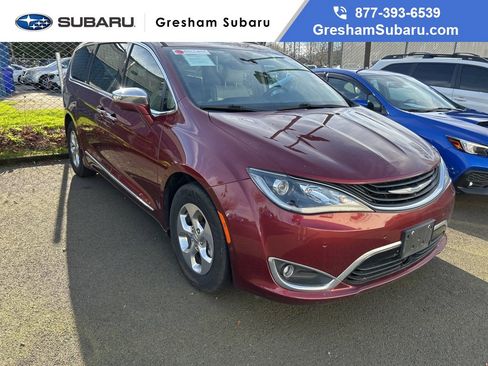 Used 2018 Chrysler Pacifica Limited w/ Advanced Safetytec Group image 1