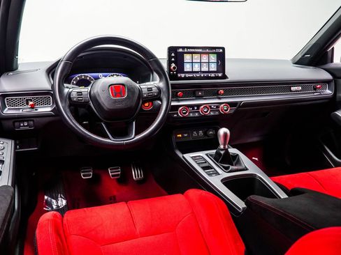 Used 2023 Honda Civic Type R image 5