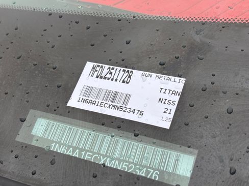 Used 2021 Nissan Titan SV w/ Accessory Utility Package image 23