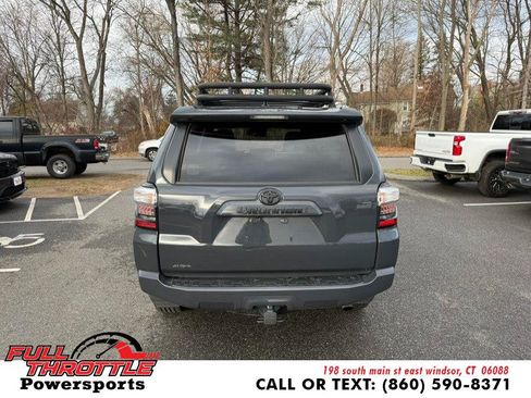 Used 2024 Toyota 4Runner SR5 Premium w/ Moonroof Package AWD/4WD image 9