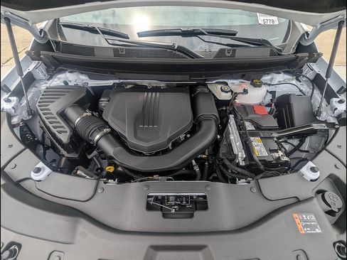 New 2026 Chevrolet Traverse RS w/ LPO, Floor Liner Package AWD/4WD image 11
