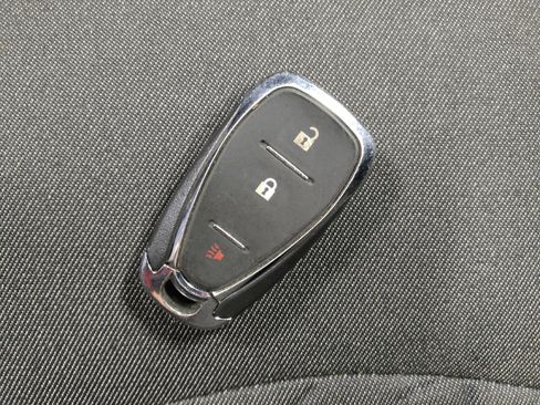 Used 2020 Chevrolet Equinox LT w/ LPO, Floor Liner Package image 32