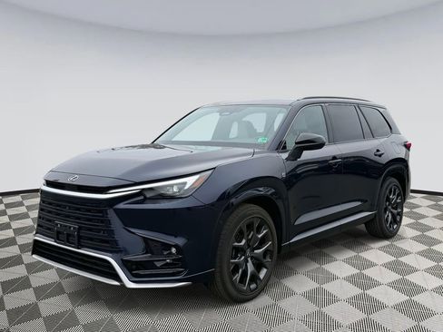 Used 2025 Lexus TX 500h F SPORT Premium image 5