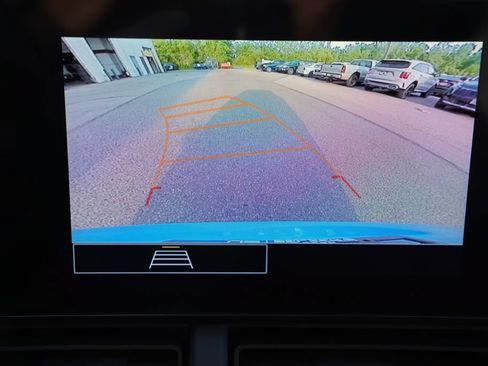 Certified 2024 Chevrolet Trax RS w/ Driver Confidence Package FWD image 32