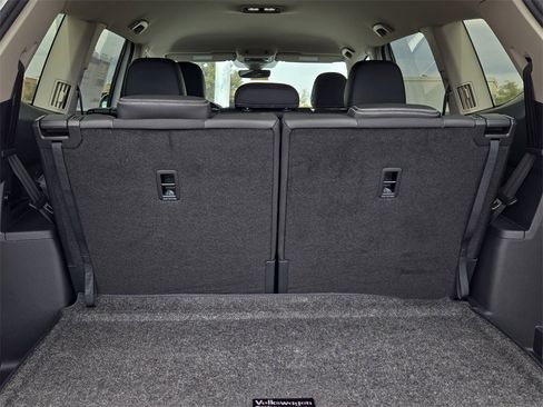 New 2026 Volkswagen Atlas SE image 14