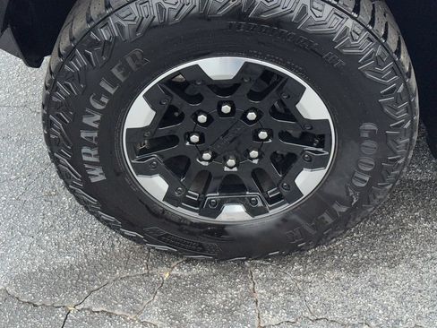 Used 2025 GMC Hummer EV 3X w/ Extreme Off-Road Package AWD/4WD image 12