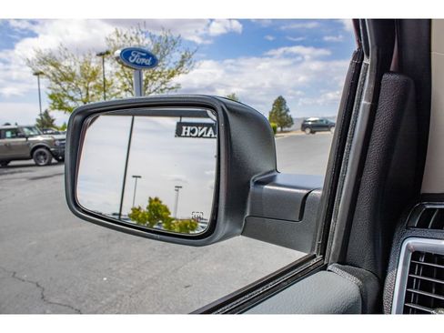 Used 2023 RAM 1500 Classic SLT w/ Electronics Group AWD/4WD image 27