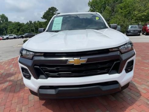 Used 2024 Chevrolet Colorado LT w/ LT Convenience Package RWD image 4