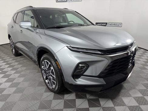 Used 2025 Chevrolet Blazer RS image 8
