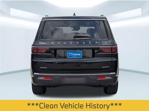 Used 2022 Jeep Wagoneer Series II AWD/4WD image 5