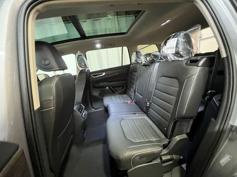 New 2026 Volkswagen Atlas SEL AWD/4WD image 22