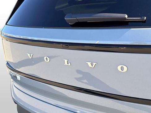 New 2026 Volvo EX30 Ultra image 5