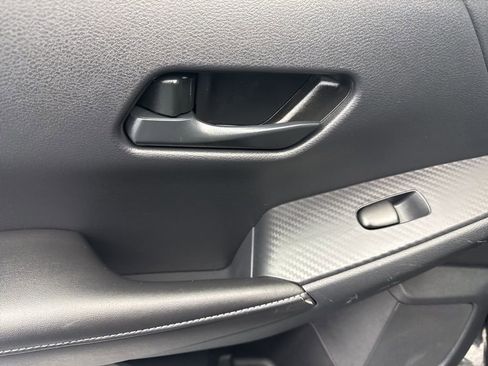 Used 2025 Nissan Sentra SV image 30