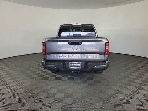 New 2025 Nissan Frontier SV w/ SV Convenience Package image 5