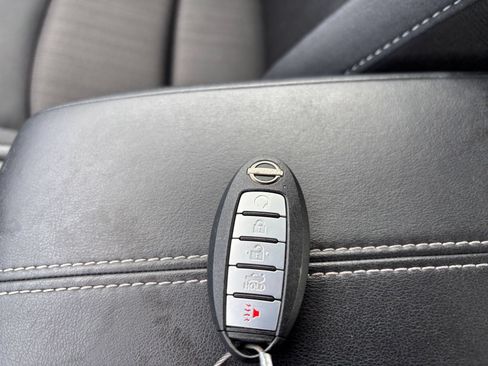 Used 2025 Nissan Altima 2.5 SV FWD image 20