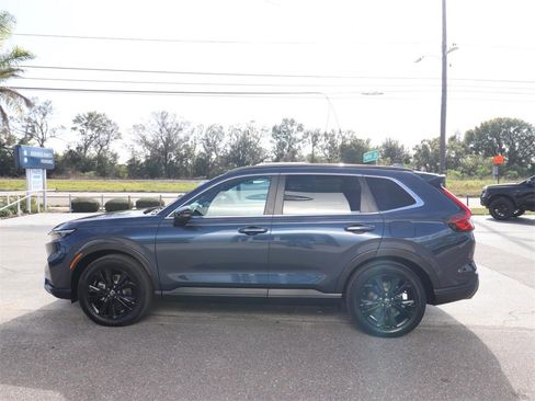 Used 2023 Honda CR-V Sport Touring image 5