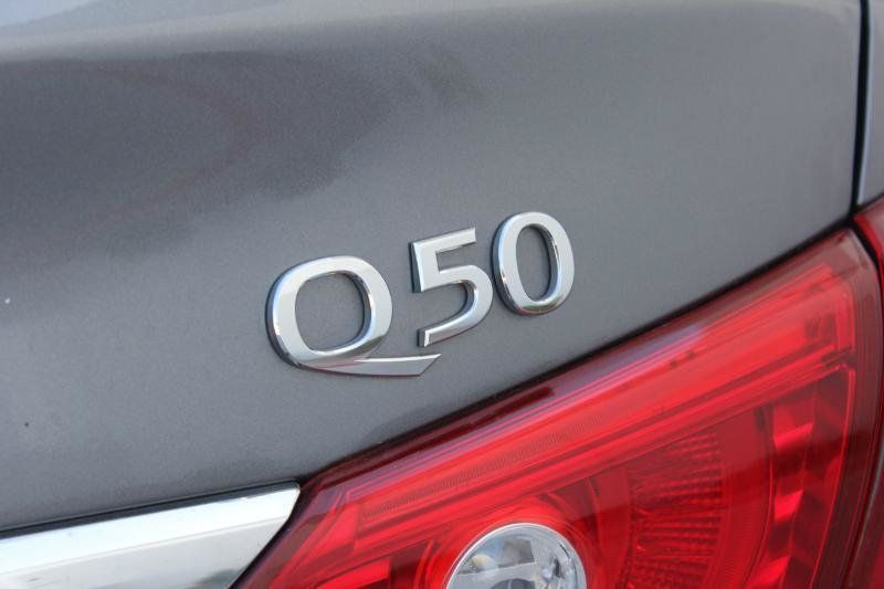 Used 2015 INFINITI Q50 Premium w/ Navigation Package AWD/4WD image 10