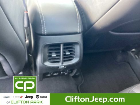 Certified 2021 Jeep Cherokee Limited w/ Elite Package image 11