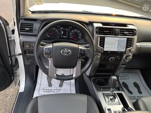 Certified 2021 Toyota 4Runner SR5 Premium w/ Moonroof Package AWD/4WD image 11