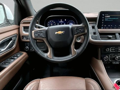 Used 2023 Chevrolet Tahoe High Country AWD/4WD image 9