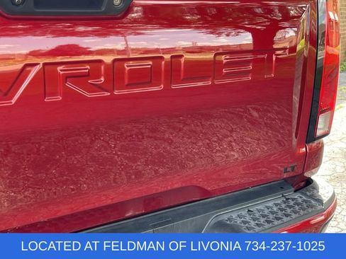 Used 2023 Chevrolet Colorado LT w/ LT Convenience Package II AWD/4WD image 30