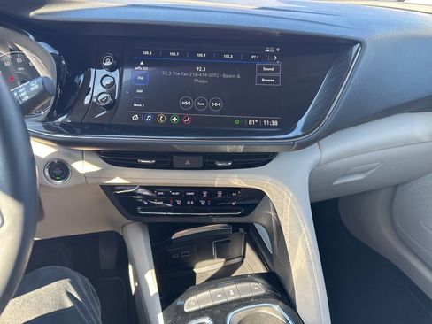 Used 2022 Buick Envision Essence w/ Safety Package image 4