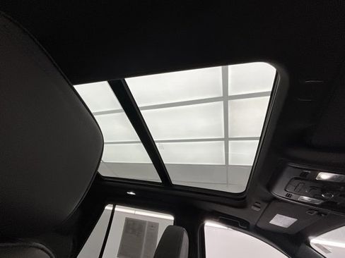 Used 2023 GMC Yukon Denali w/ Max Trailering Package image 7