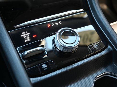 Used 2023 Jeep Grand Cherokee 30th Anniversary AWD/4WD image 36