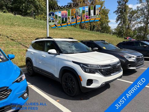 Used 2024 Kia Seltos X-Line AWD/4WD image 1