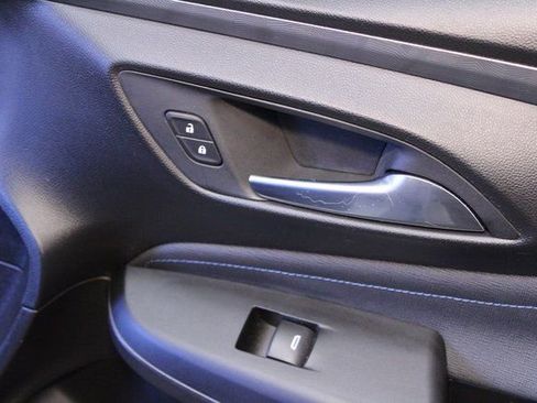 Certified 2025 Buick Envista Sport Touring w/ Convenience II Package image 5