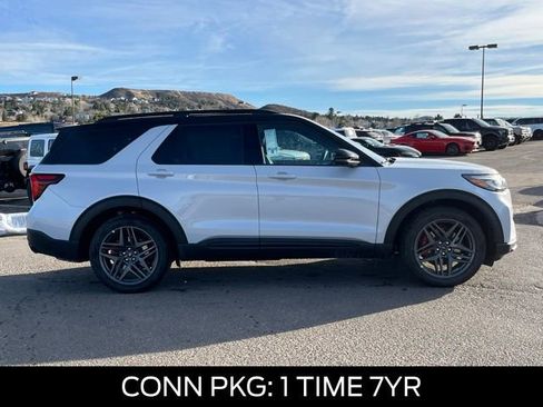 New 2026 Ford Explorer ST w/ Sun And Sound Package image 6