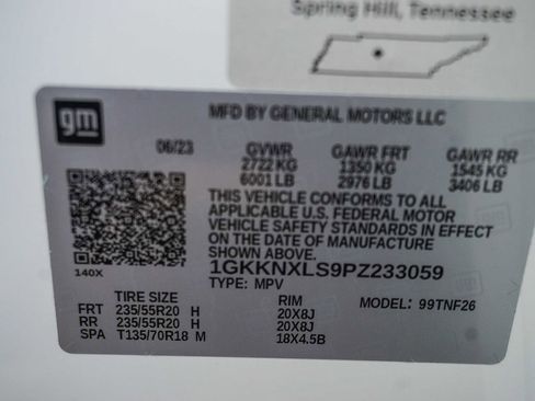 Used 2023 GMC Acadia Denali w/ Denali Technology Package AWD/4WD image 26