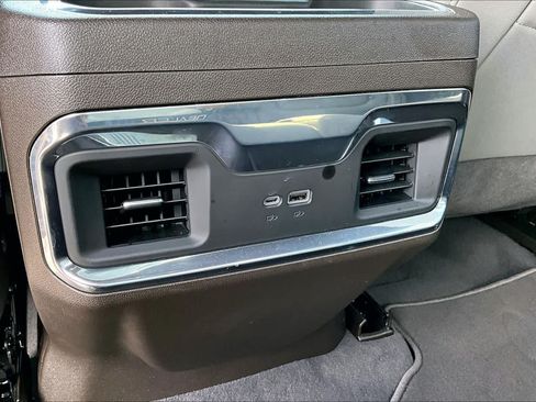 Used 2023 GMC Sierra 1500 SLT RWD image 31