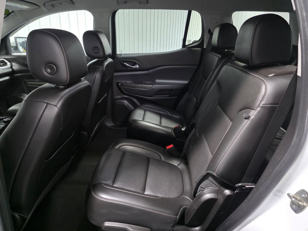 Used 2022 GMC Acadia SLT w/ Preferred Package AWD/4WD image 10