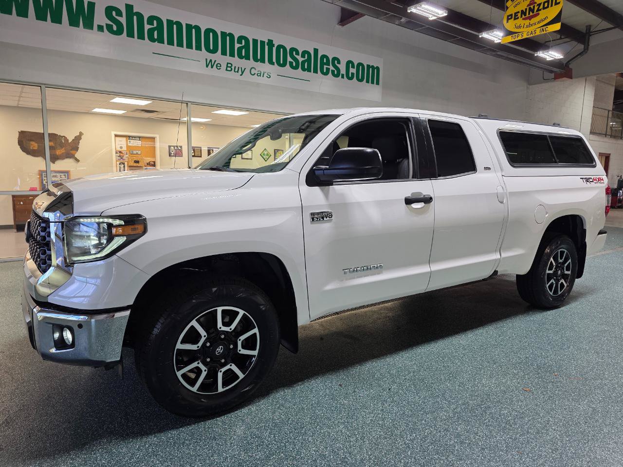 Used 2019 Toyota Tundra SR5 w/ TRD Off Road Package AWD/4WD image 2
